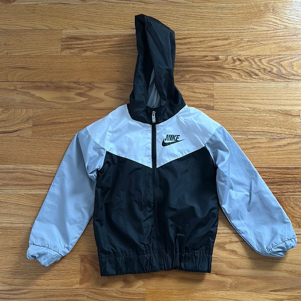 NIKE WINDBREAKER Kids 6-7yrs size large - Picture 1 of 3